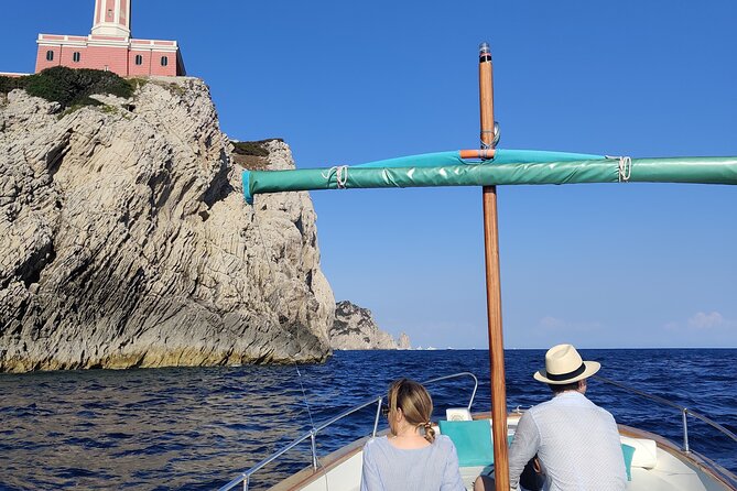 Private tour in a typical Capri boat - The Capri details that matter most