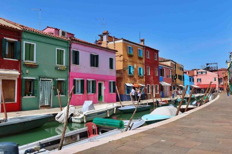 Punta Sabbioni: Murano, Burano & Torcello Guided Boat Tour - Murano and the glassblowing demonstration
