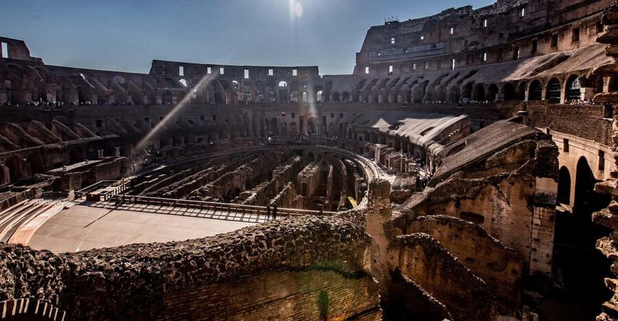 Rome: 1-Hour Fast Colosseum Tour - Entering the Colosseum with a guide