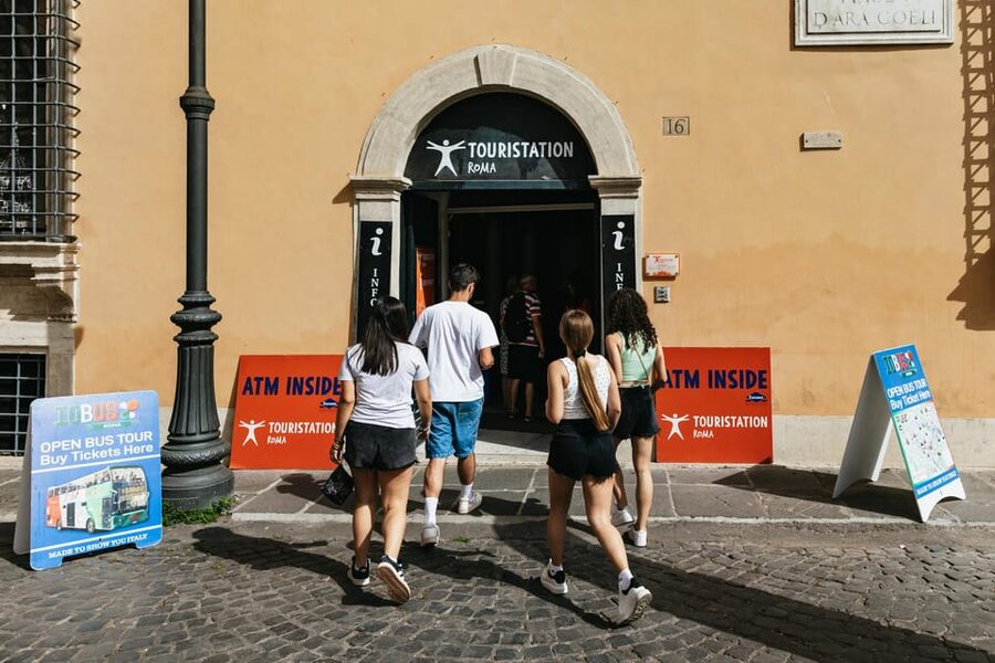 Rome: Altar of the Fatherland Elevator and Museum Tickets - The best rooftop view of the Roman Forum