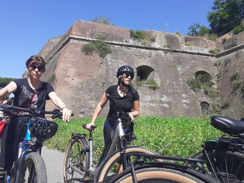 Rome: Appian Way E-Bike Tour Catacombs, Aqueducts & Picnic - Picnic at Egeria Spring