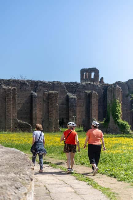 Rome:Appian Way E-bike Tour with Catacombs, Aqueducts & Food - What the roads are really like