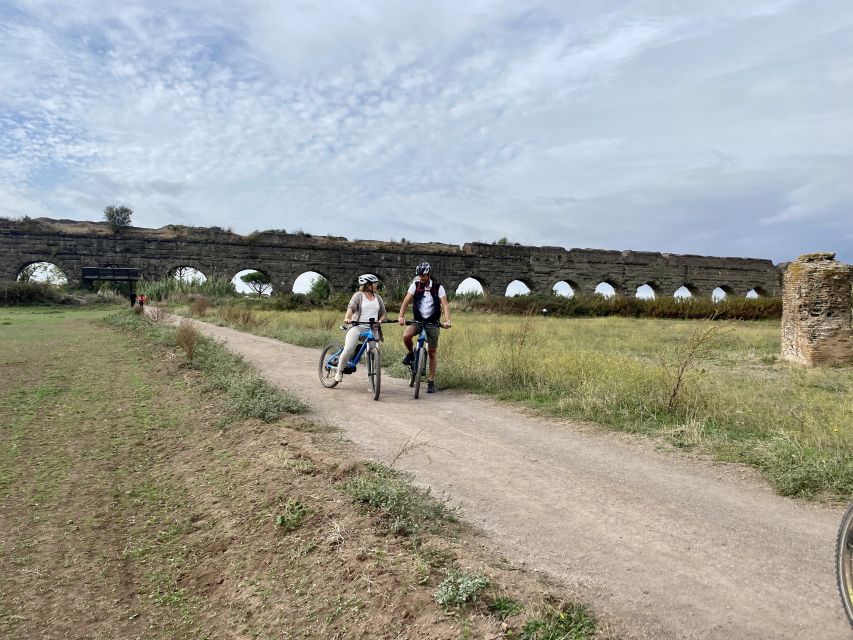 Rome:Appian Way E-bike Tour with Catacombs, Aqueducts & Food - Guides make or break a ride