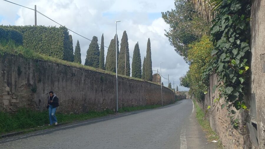 Rome: Appian Way Golf Cart Tour with Roman Catacombs Entry - The Roman Catacombs, cool, humid, and atmospheric