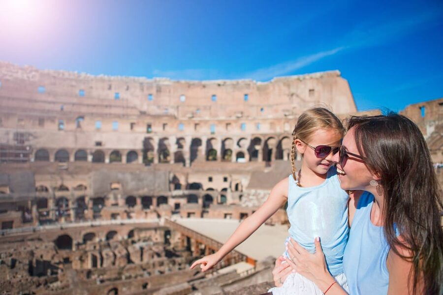 Rome: Arena Colosseum Tour with Arena Access - The guides are the strongest part