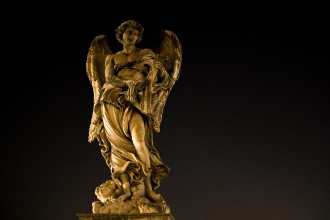 Rome by Night Walking Tour - Legends & Criminal Stories - How the guides shape the experience