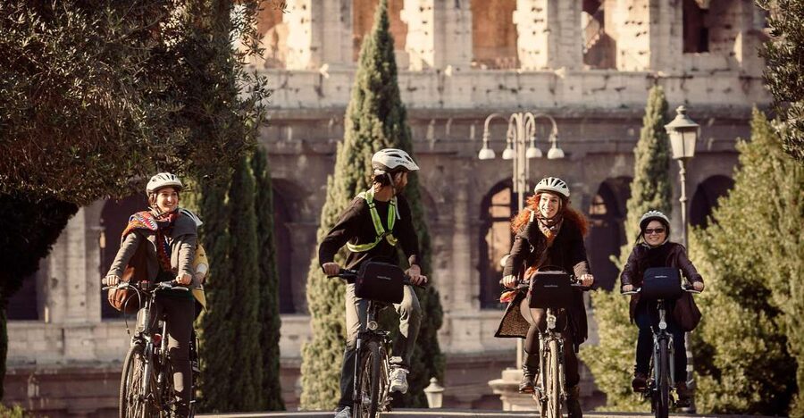 Rome: Cannondale E-Bike Tour of Top Landmarks & More - Trevi Fountain and the Spanish Steps