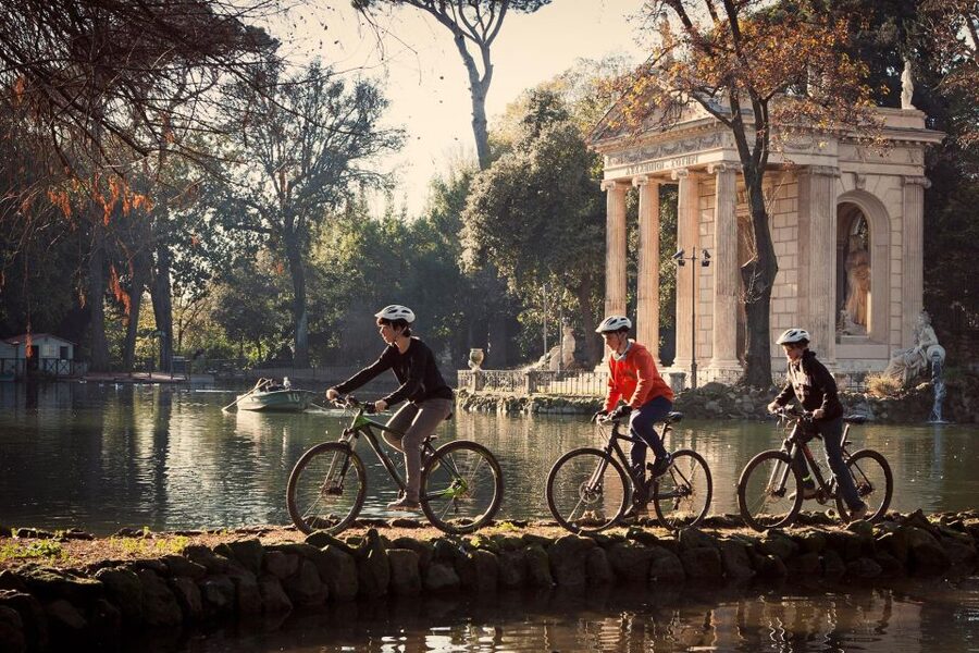 Rome: Cannondale E-Bike Tour of Top Landmarks & More - Safety, comfort, and the reality of cycling in Rome