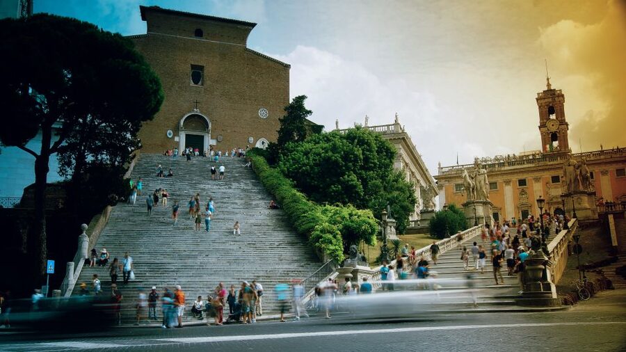 Rome: Capitoline Museums Experience with Multimedia Video - Using the audioguide app without rushing
