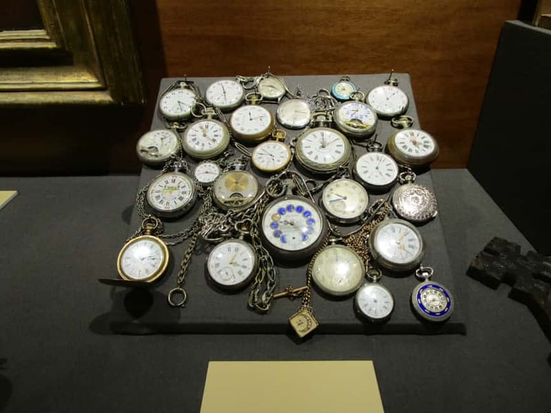 Rome: Capuchin Crypts Skip-the-Line Ticket and Tour - The Capuchin Museum sets the tone