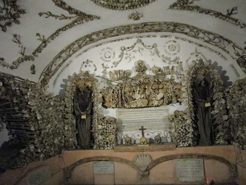 Rome: Capuchin Crypts Skip-the-Line Ticket and Tour - The Crypt of the Three Skeletons