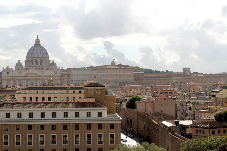Rome: Castel Sant’ Angelo Ticket and Audio Guide - The fortress rooms and changing roles