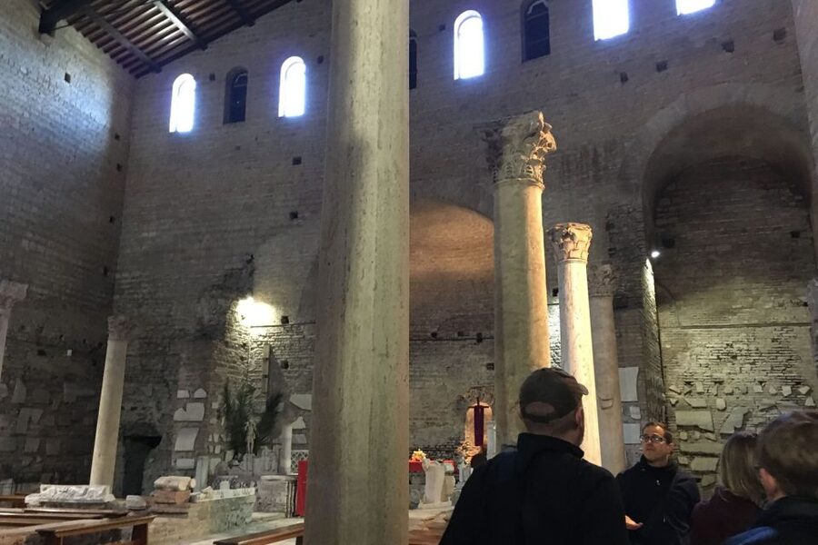 Rome: Catacombs and Capuchin Crypt Guided Tour with Transfer - Entering the five Bone Chapels