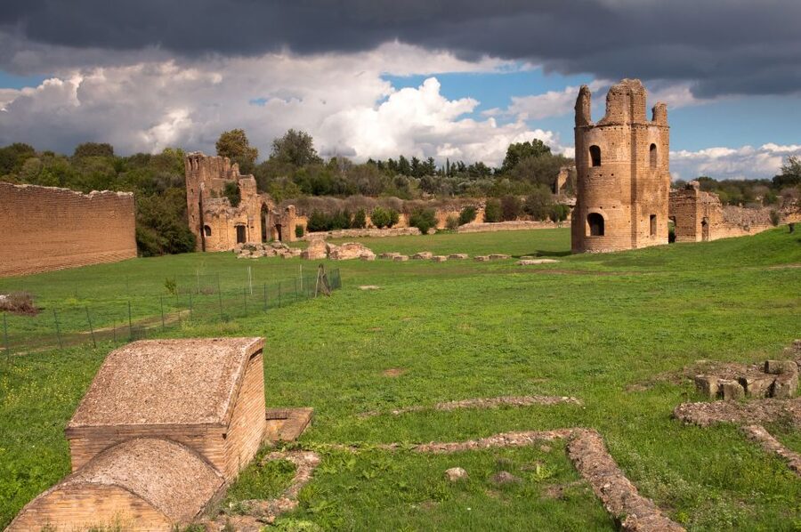 Rome: Catacombs Guided Tour with Transfer - Meeting at Piazza d’Aracoeli