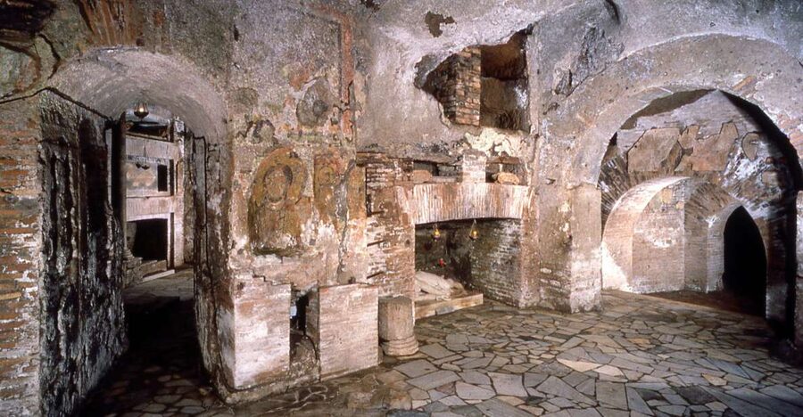 Rome: Catacombs of St. Callixtus Entry Ticket & Guided Tour - A 30-minute route through the burial chambers