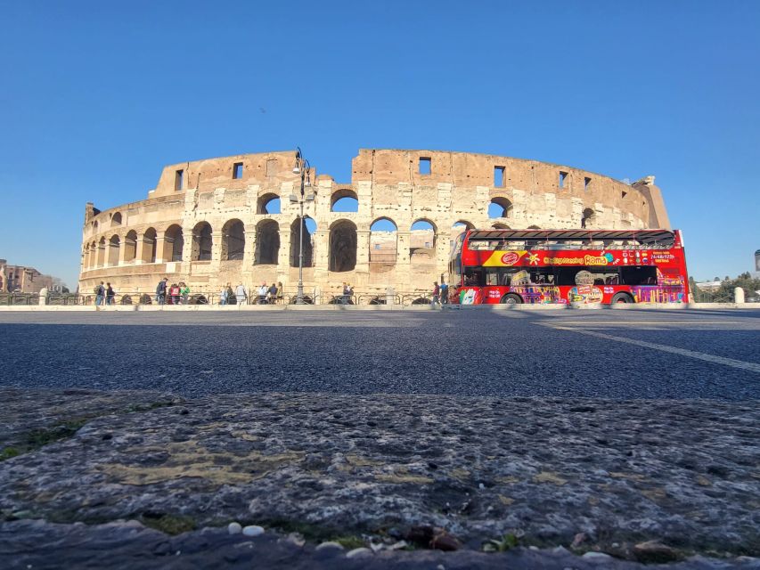 Rome: City Highlights Open-Top Bus Night Tour - The recorded commentary is useful, but not personal