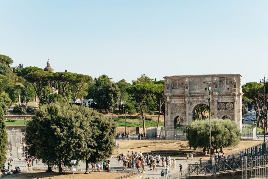 Rome: City Highlights Walking Tour - Campo de’ Fiori and the useful end of the evening