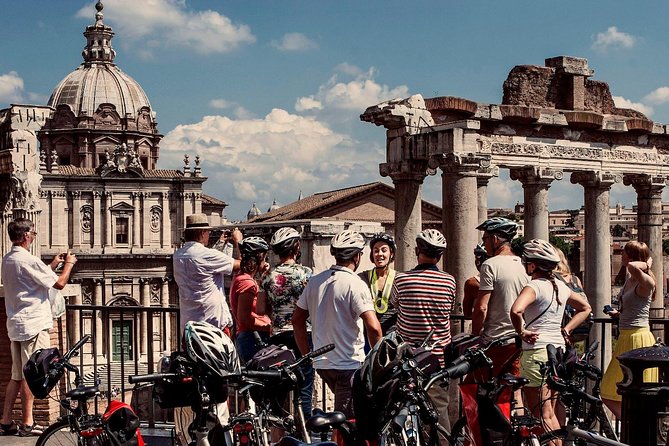 Rome City Small Group Bike Tour with quality Cannondale EBike - Capitoline Hill and the ride back