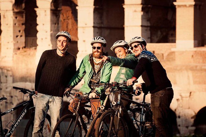 Rome City Small Group Bike Tour with quality Cannondale EBike - Trevi Fountain and the Spanish Steps