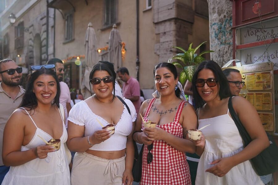 Rome: City Tour by Vespa with Pictures and Sweets Tastings - The five things worth knowing before you book