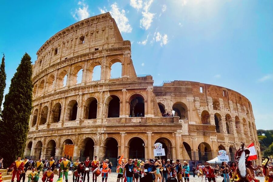 Rome: Colosseum, Arena Floor & Ancient Rome Tour - The Roman Forum, Where the Ruins Need Explanation