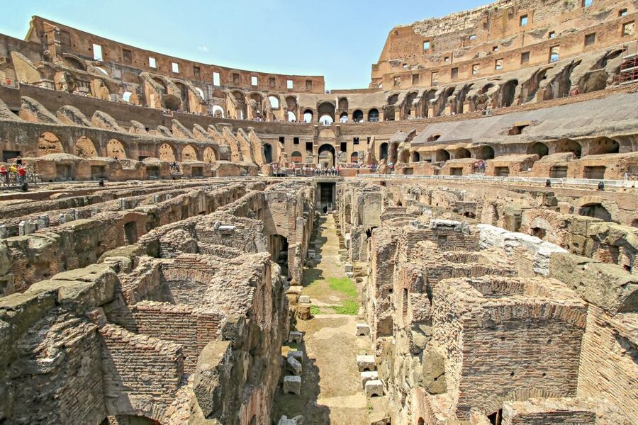 Rome: Colosseum Arena Floor, Roman Forum & Palatine Tour - Why the guide makes the difference