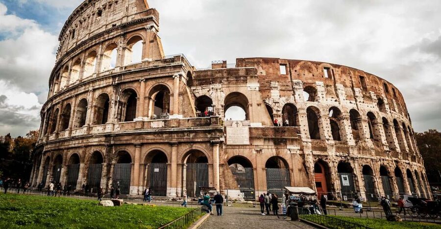 Rome: Colosseum Arena Floor, Roman Forum & Palatine Tour - What the tour does not include