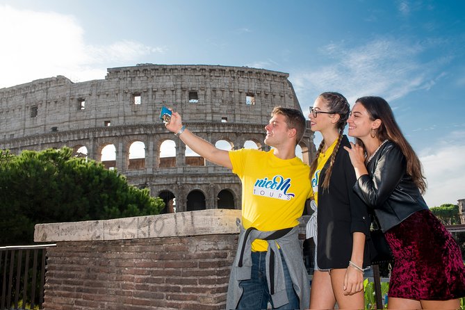 Rome: Colosseum Arena, Roman Forum & Palatine Hill Tour - Meeting at the Colosseum’s Northern Side