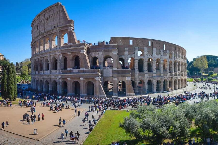 Rome: Colosseum Express Entry with Audio Guide App - What this Colosseum experience really includes
