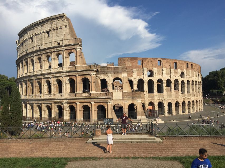 Rome: Colosseum Express Guided Tour with Arena Access Option - Meeting at Piazza del Colosseo