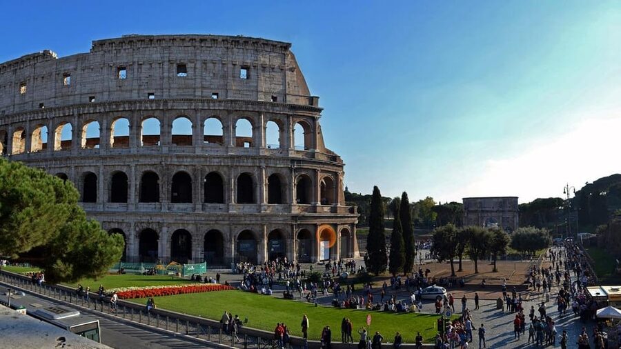 Rome: Colosseum, Forum, & Palatine Hill with Audio Guide - Entering the Colosseum without an escort