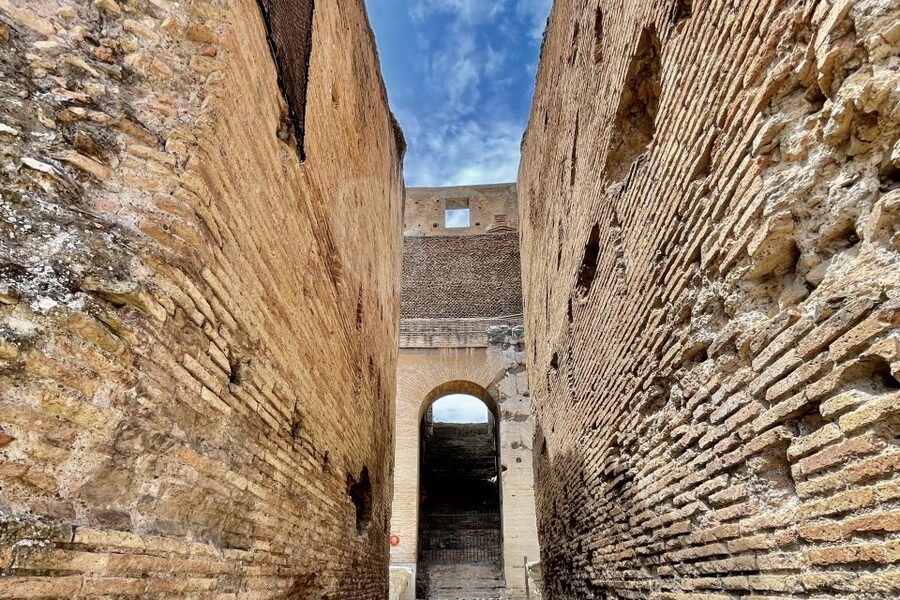 Rome: Colosseum Guided Tour with Entry Tickets - Meeting at Via del Colosseo 41