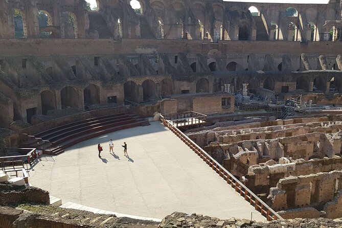 Rome: Colosseum, Palatine Hill and Roman Forum Guided Tour - The Arch of Constantine and the walk to the Forum