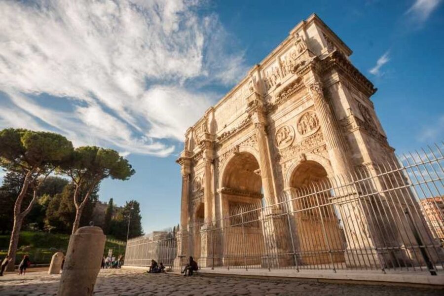 Rome: Colosseum, Palatine & Roman Forum Tour w/Entry Ticket - Who will enjoy this Colosseum tour most?