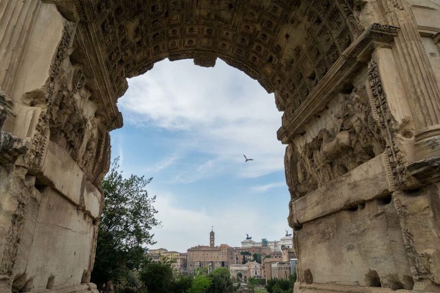 Rome: Colosseum, Roman Forum and Palatine Hill Group Tour - Timing, weather, and what to carry