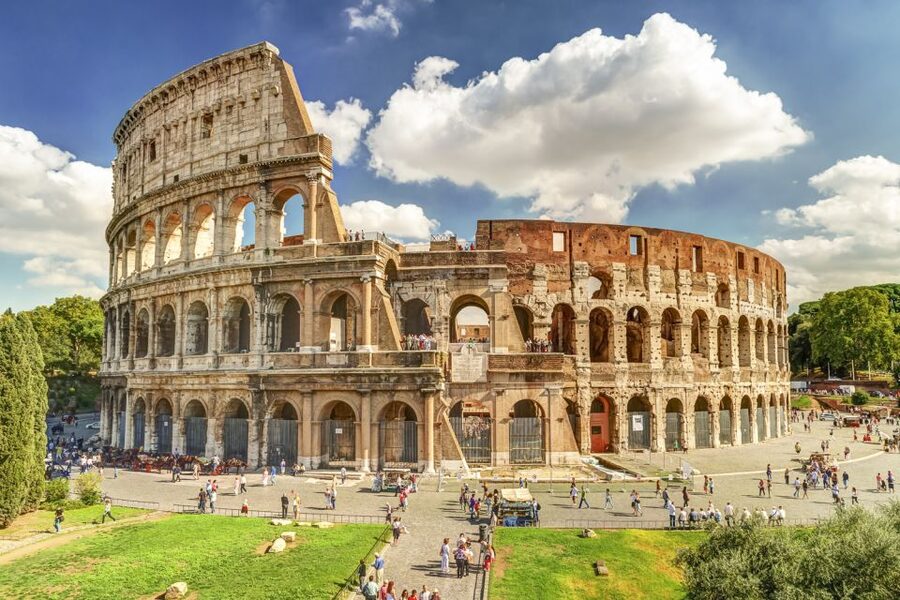 Rome: Colosseum, Roman Forum, and Palatine Hill Tour - Why a guided visit helps at ancient Rome
