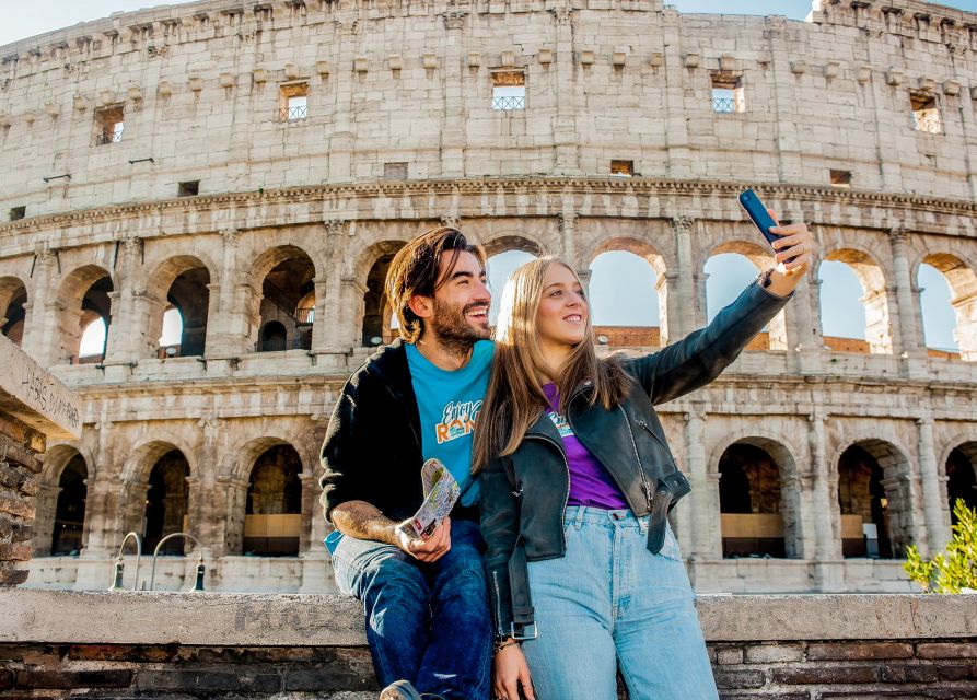 Rome: Colosseum, Roman Forum & Palatine Hill Tour - Full tour or Colosseum express option?