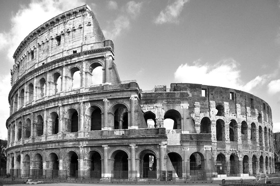 Rome: Colosseum, Roman Forum & Trajan's Market Exterior Tour - Who should book this Rome walking tour?