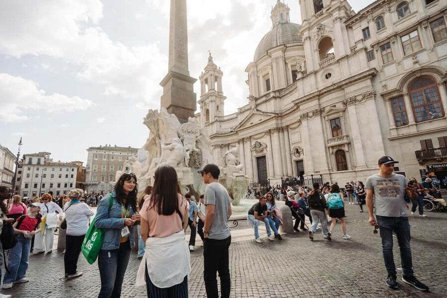 Rome: Colosseum, Vatican Museums & Historic Center in a Day - How hard is the walking?