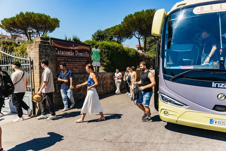 Rome: Crypts and Catacombs Underground Tour with Transfers - How good are the guides?