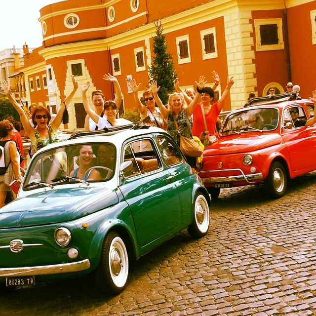 Rome Driving Tour By Vintage Fiat 500 - Aventine Hill and the Knights of Malta keyhole