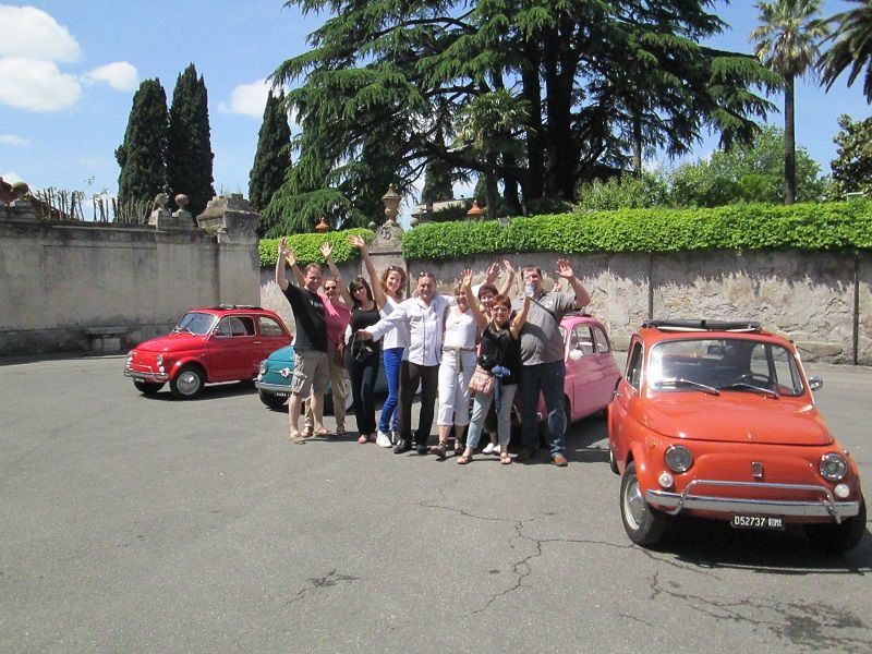 Rome Driving Tour By Vintage Fiat 500 - The celebrity effect is part of the fun