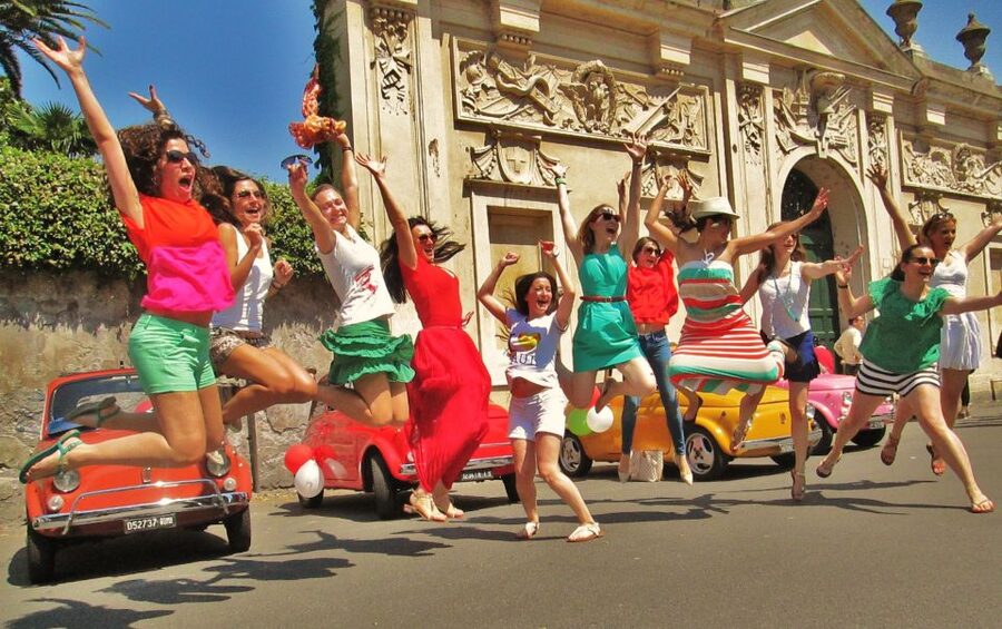 Rome Driving Tour By Vintage Fiat 500 - What it feels like to drive a vintage Fiat 500