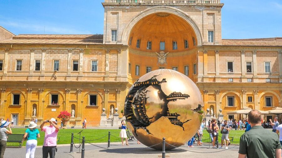 Rome: Early-Entry Vatican Museums & Sistine Chapel Tour - A focused route through the Vatican Museums
