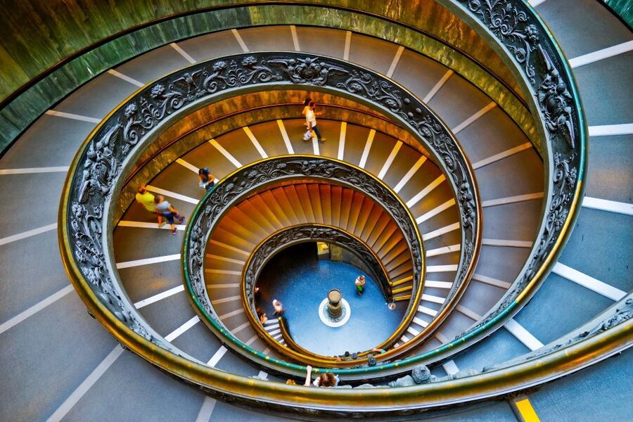 Rome: Early-Entry Vatican Museums & Sistine Chapel Tour - How the guide changes the museum visit