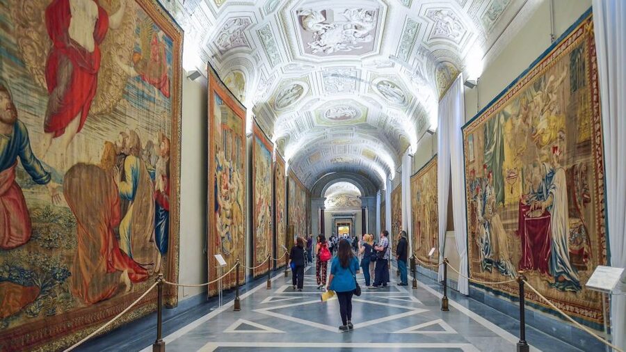 Rome: Early-Entry Vatican Museums & Sistine Chapel Tour - What $70 buys you