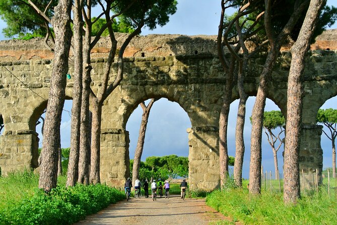 Rome EBike Tour: Appian Way, Catacombs & Roman Aqueducts - The essential facts at a glance