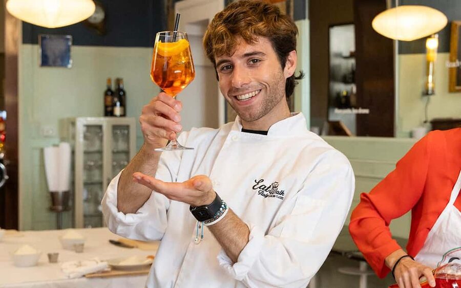 Rome: Enjoy Spritz and Pasta Making in Piazza Navona - Bruschetta while your pasta cooks