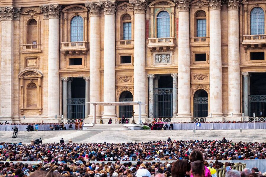 Rome: Escorted Papal Audience Experience with Entry Ticket - Why the Papal Audience feels different from ordinary sightseeing