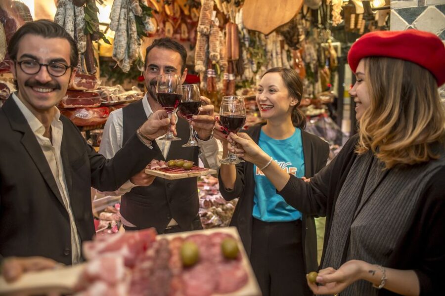 Rome: Food Tour and Wine Tasting in a Traditional Trattoria - Roman pasta at Ristorante Spaghetteria